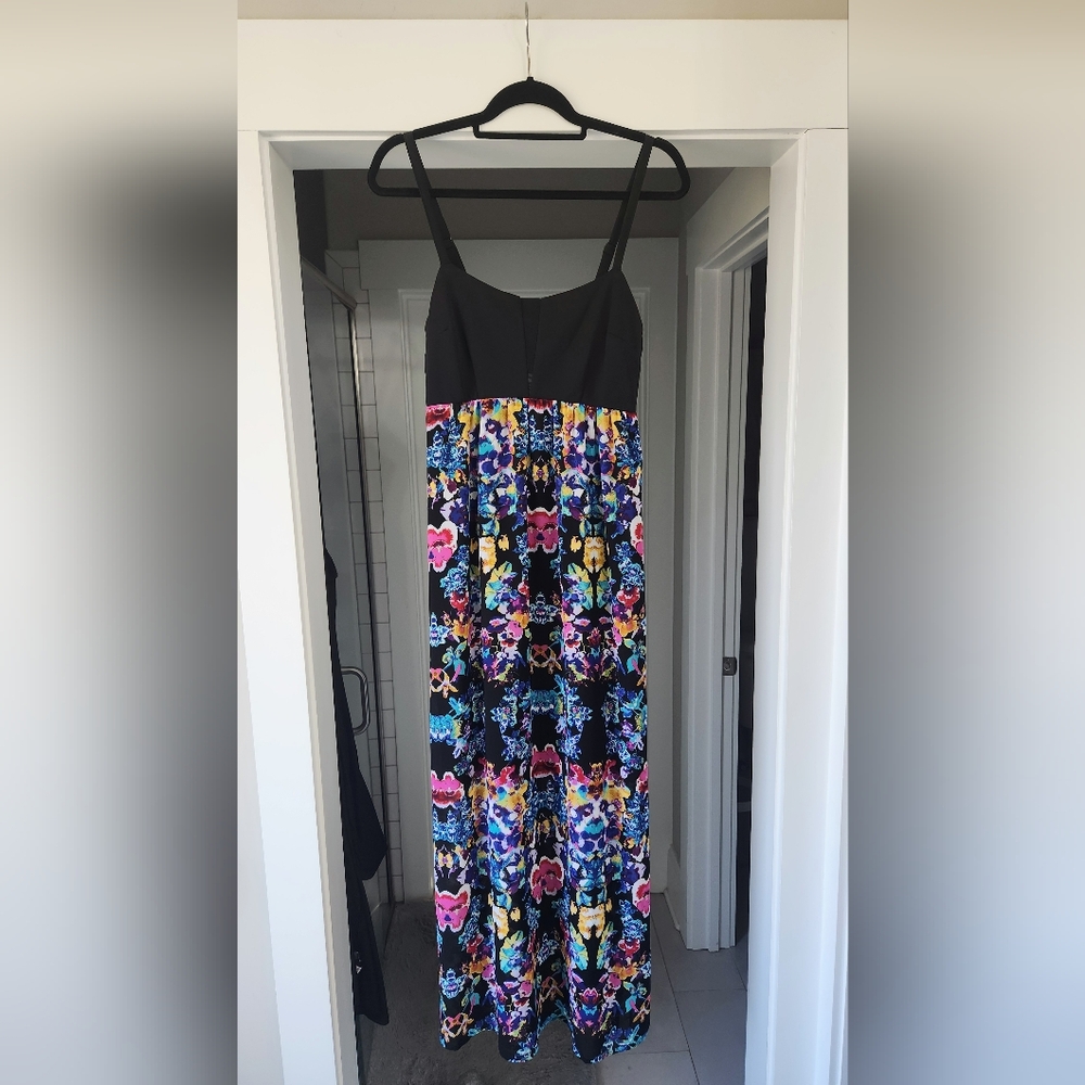 EUC Nicole Miller Floral Maxi Dress - 6